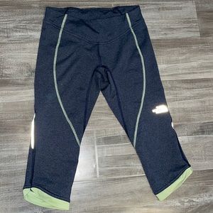 North face women’s Capris